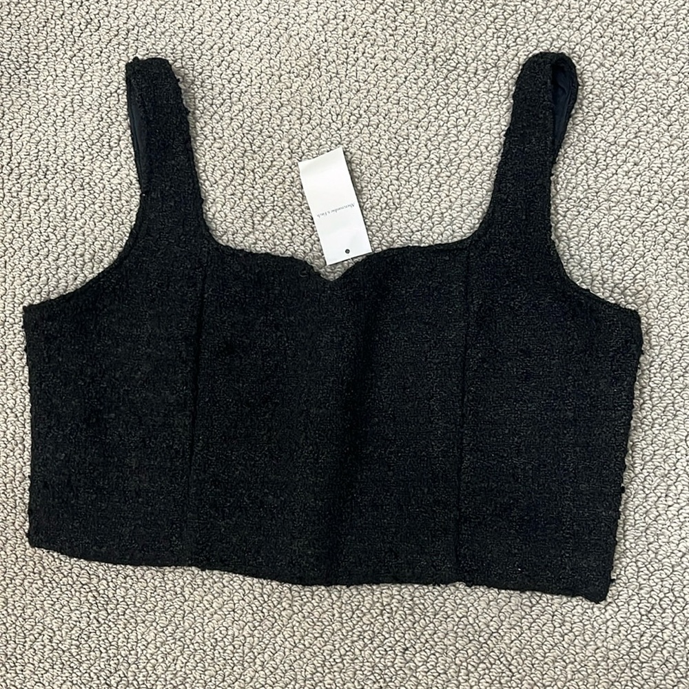ABERCROMBIE & FITCH CROP TOP nwt